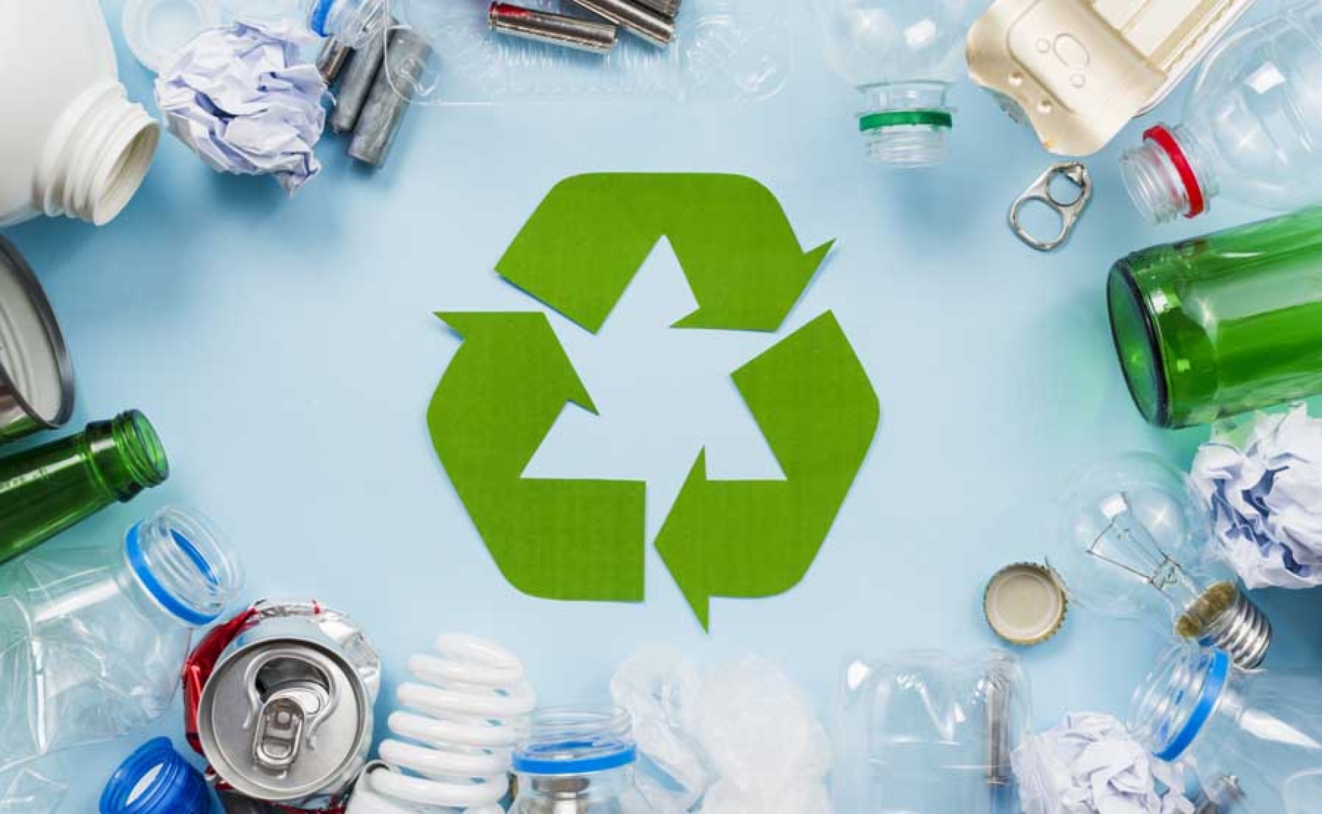 Segregacja śmieci w dzień ochrony środowiska